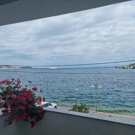 Kamena Kuca Pandorovica Apartmán Kali