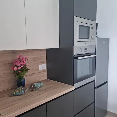 Apartmán Kamena Kuca Pandorovica