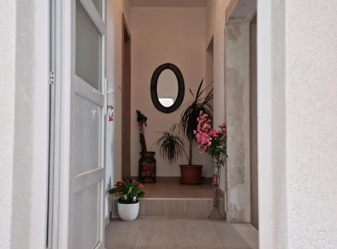 Apartament Kamena Kuca Pandorovica Kali