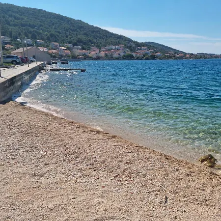 Kamena Kuca Pandorovica *